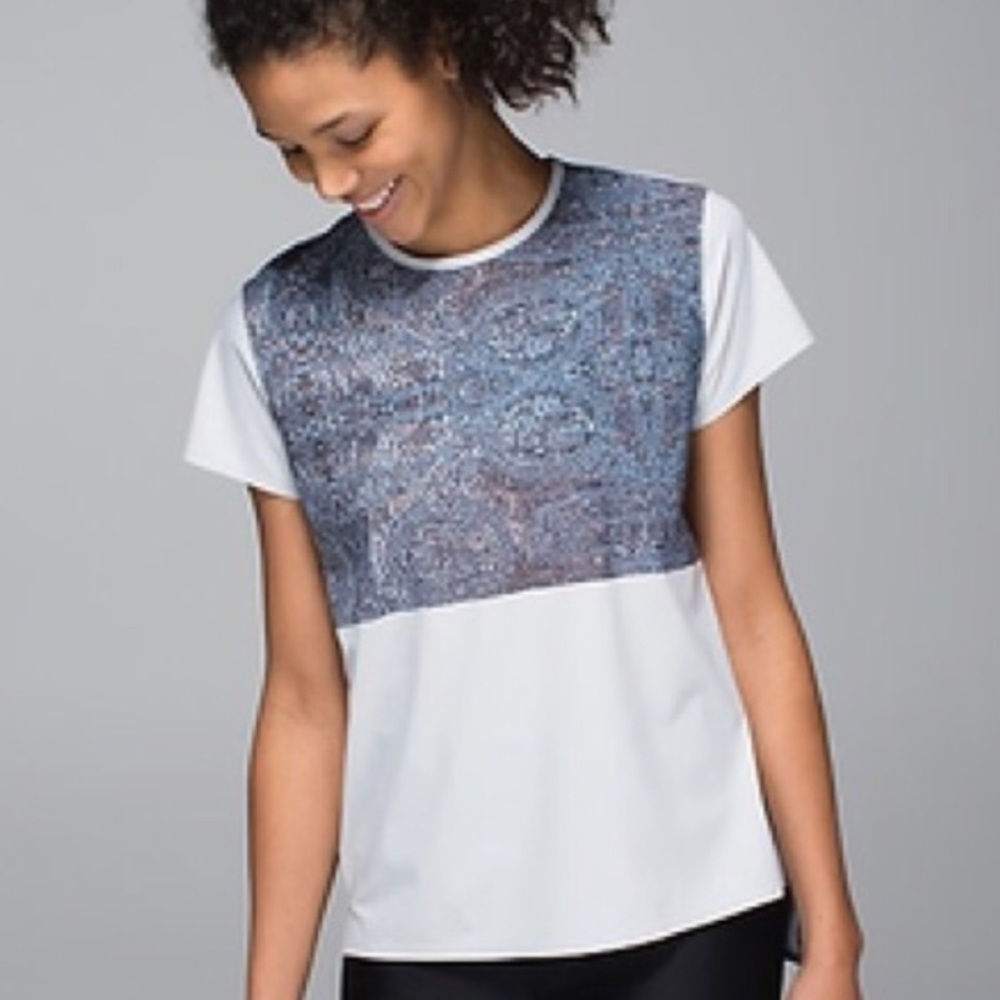 Lululemon snapshot tee 8